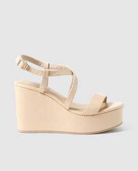 Fórmula Joven - Sandalias De Cuña De Mujer De Color Beige Con Cierre De  Hebilla a un precio más barato - Shoptize