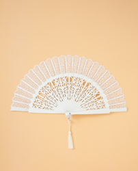 Abanicos Raser - Abanico De Novia En Madera Calada Y Gasa Bordada Blanco características