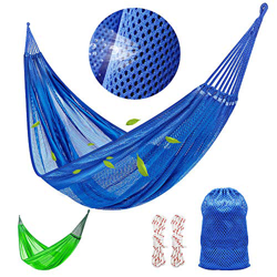 LATTCURE Hamaca Colgante Nylon 2 Personas con Correa y Mosquetón 275x140cm 300kg Capacidad de Carga Ultraligero Jardín Exterior Portátil Camping Sende en oferta