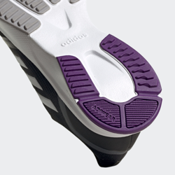 Adidas Nova Flow Women core black/cloud white/light granite características