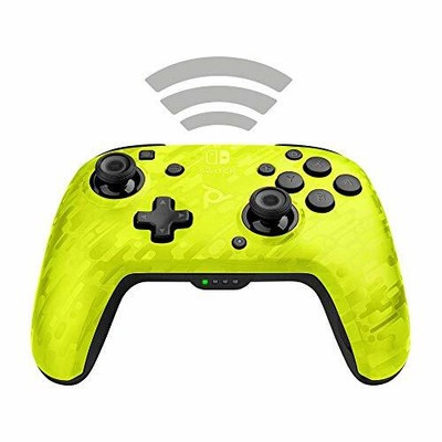 Mando Faceoff Yellow Camo Nintendo Switch