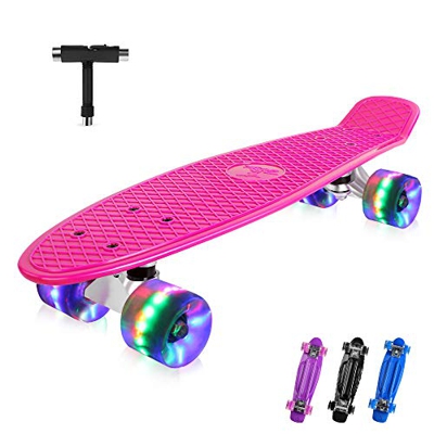 BELEEV Skateboard 55cm/22inch para Principiantes Adultos y Niños, Mini Cruiser Retro Skateboard con All-in-One Skate T-Tool, Skateboard con 4 LED PU R