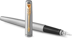 Parker Jotter - Pluma estilográfica, cuerpo de acero inoxidable con adorno dorado, plumín mediano y tinta azul, en estuche de regalo características