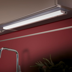 Lámpara LED bajo armario Simeo de 77 cm características