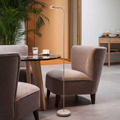 Vibia Pin 1660 lámpara de pie LED, 125 cm, crema