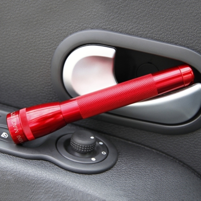 Mini Maglite - linterna en rojo