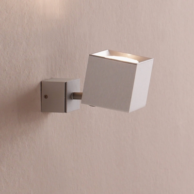 Milan Dau - aplique con foco flexible