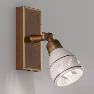 Foco de pared Bassano, 1 luz, antiguo bruñido