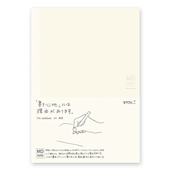 Midori MD Notebook - A5 Plain Paper en oferta