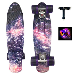 Sumeber Complete Mini Cruiser Skateboard 22 Pulgadas con Ruedas Light Up para Adultos Niños Principiantes Niñas Niños Regalo de cumpleaños (Galaxy) en oferta