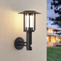 Lindby Volki aplique solar LED con sensor en oferta