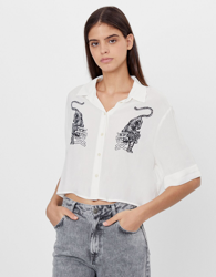 Bershka Camisa Con Estampado Mujer M Blanco/Negro en oferta