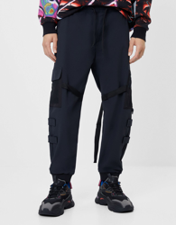 Bershka Pantalón Jogger Cintas Hombre S Negro en oferta