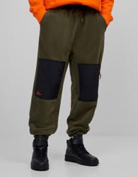 Bershka Pantalón Jogger Polar Future-Ready Hombre S Kaki en oferta