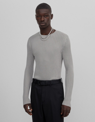 Bershka Jersey Canalé Xmas Hombre S Plata características