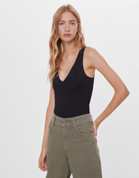 Bershka Body Con Escote En Pico Y Tirantes Mujer M Negro características