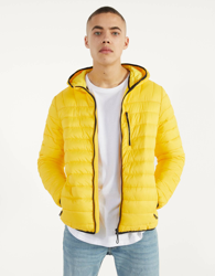 Bershka Cazadora Puffy Con Capucha Hombre S Amarillo en oferta