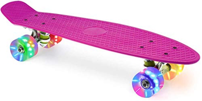 Skevic Skateboard 55cm/22inch para Principiantes Adultos y Niños, Mini Cruiser Retro Skateboard con All-in-One Skate T-Tool, Skateboard con 4 LED PU R