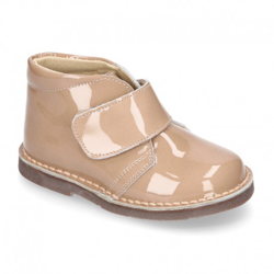 Botita Safari Niños Sin Cordones En Piel Charol. 18 Topo en oferta