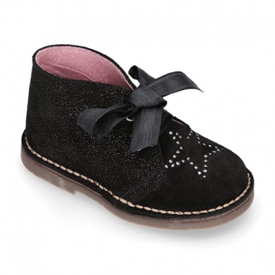 Botita Safari Niños Fantasía En Piel Serraje Con Lazos. 30 Negro