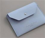 Cartera Iconic dos bolsillos azul claro precio