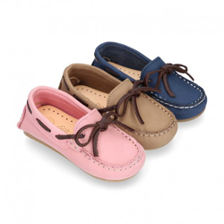 Mocasín Niños Pequeños Con Lazos A Contraste En Piel Nobuck. 23 Jeans precio
