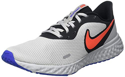 NIKE Revolution 5, Running Shoe Hombre, Black Chile Red Light Smoke Grey, 44 EU