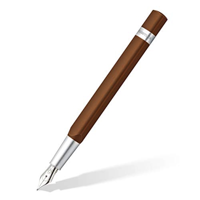 Staedtler 476TRX7 M. Pluma estilográfica de aluminio con tinta de color azul.