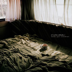 Nada que celebrar características