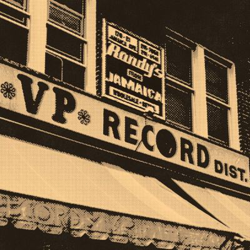 Box Set Down In Jamaica 40 40 Years Of VP Records - 4 CDs + 4 Vinilos Single 14'' + 4 Vinilos Single 7'' + Libro + 6 Postales en oferta