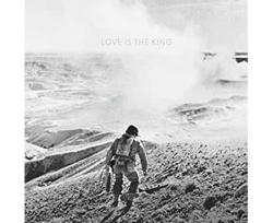Love is the king características