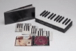 A Piano Collection características