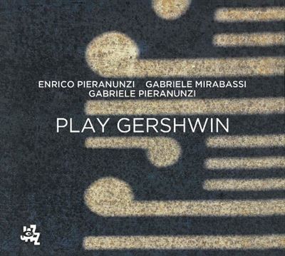 Plays Gershwin