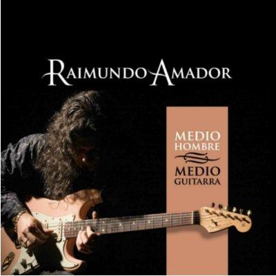 Medio hombre medio guitarra