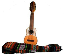 Sudamericano Boliviano De La Paz Con Estuche 133 Instrumento Musical Cuerdas precio