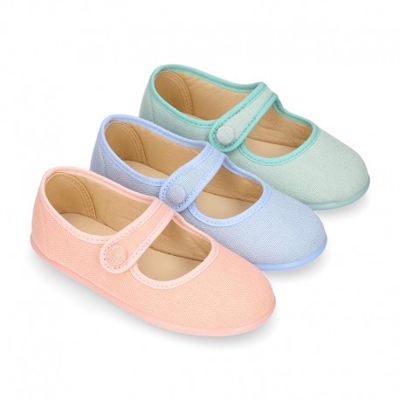 Mercedita Niña Cierre Adherente Con Botón En Lino. 23 Melocotón