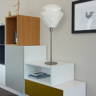 Lámpara de mesa Lamell de biomaterial, Ø 25 cm