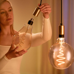 WiZ filamento LED PS160 E27 6,5W 2.000-5000K ámbar en oferta