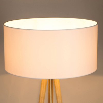 Lámpara de pie Corralee trípode madera blanca