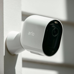 Arlo Pro 3 sistema de seguridad, 2 cámaras, blanco en oferta