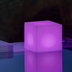 Newgarden lámpara solar Cuby cubo, altura 32 cm características