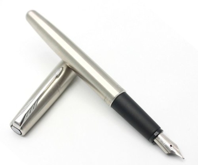 Parker, Frontier - Pluma estilográfica de acero inoxidable, acabado cromado, plumín fino de acero