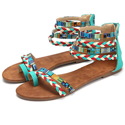 Camfosy Sandalias para Mujer, Summer Beach Sandalias Planas Abierta Boho para Mujer Chanclas Romanas de Mujer Cómodas con Correa en el Tobillo Chancla características