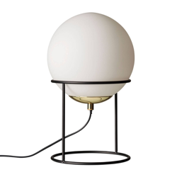 Dyberg Larsen Moon lámpara mesa, bola vidrio opal características