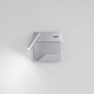 Egger Rona aplique LED con puerto USB y estante