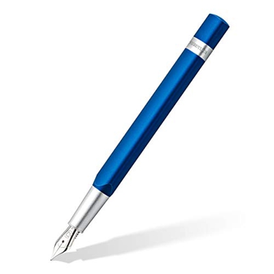 Staedtler 476TRX3 F. Pluma estilográfica de aluminio con tinta de color azul.