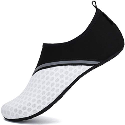 SAGUARO Hombre Mujer Zapatos de Agua Playa Escarpines Zapatillas de Deportes Acuáticos Buceo Surf Snorkel Yoga Piscina, Blanco 38/39