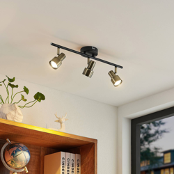 Lindby Kiyara foco de techo, 3 luces características