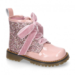 Botita Rockera Niña Lazos Terciopelo En Piel Charol Con Glitter. 24 Rosa Maquillaje características