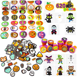 Más de 600 Pcs Kit Surtido de Manualidades de Halloween, incluyen Tatuajes Temporales, Pegatinas de Espuma, Sellos, para Truco o Trato, Regalos de Fie en oferta